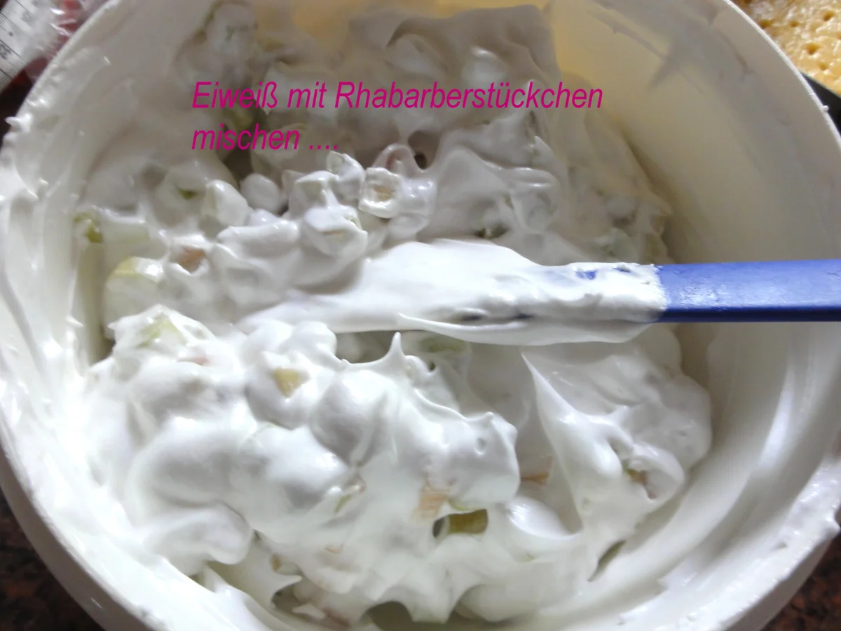 Mürbeteig:   RHABARBER ~ BAISER ~ SCHNITTEN - Rezept - Bild Nr. 5833