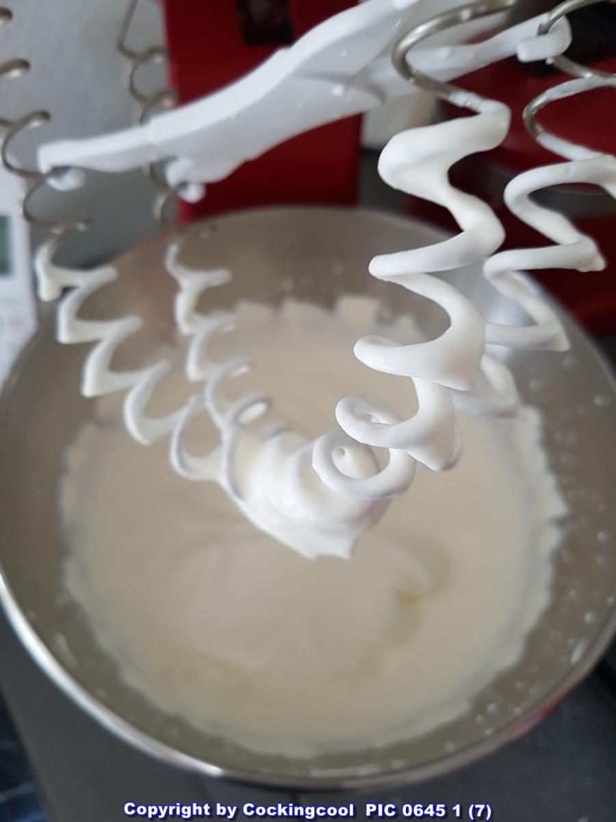 "Käsekuchen" mit Schokoladensirup als T(D)ropping - Rezept - Bild Nr. 5839