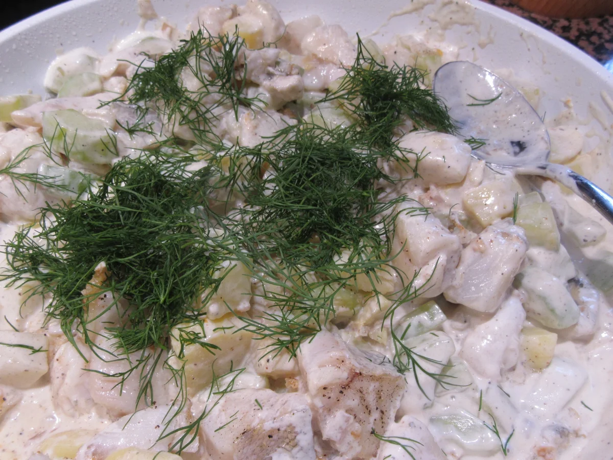 Rezept: Fisch: Zander mit Dill-Schmorgurken und Kartoffeln Bild Nr. 5842 Fisch: Zander mit Dill-Schmorgurken und Kartoffeln - Rezept - Bild Nr. 5842