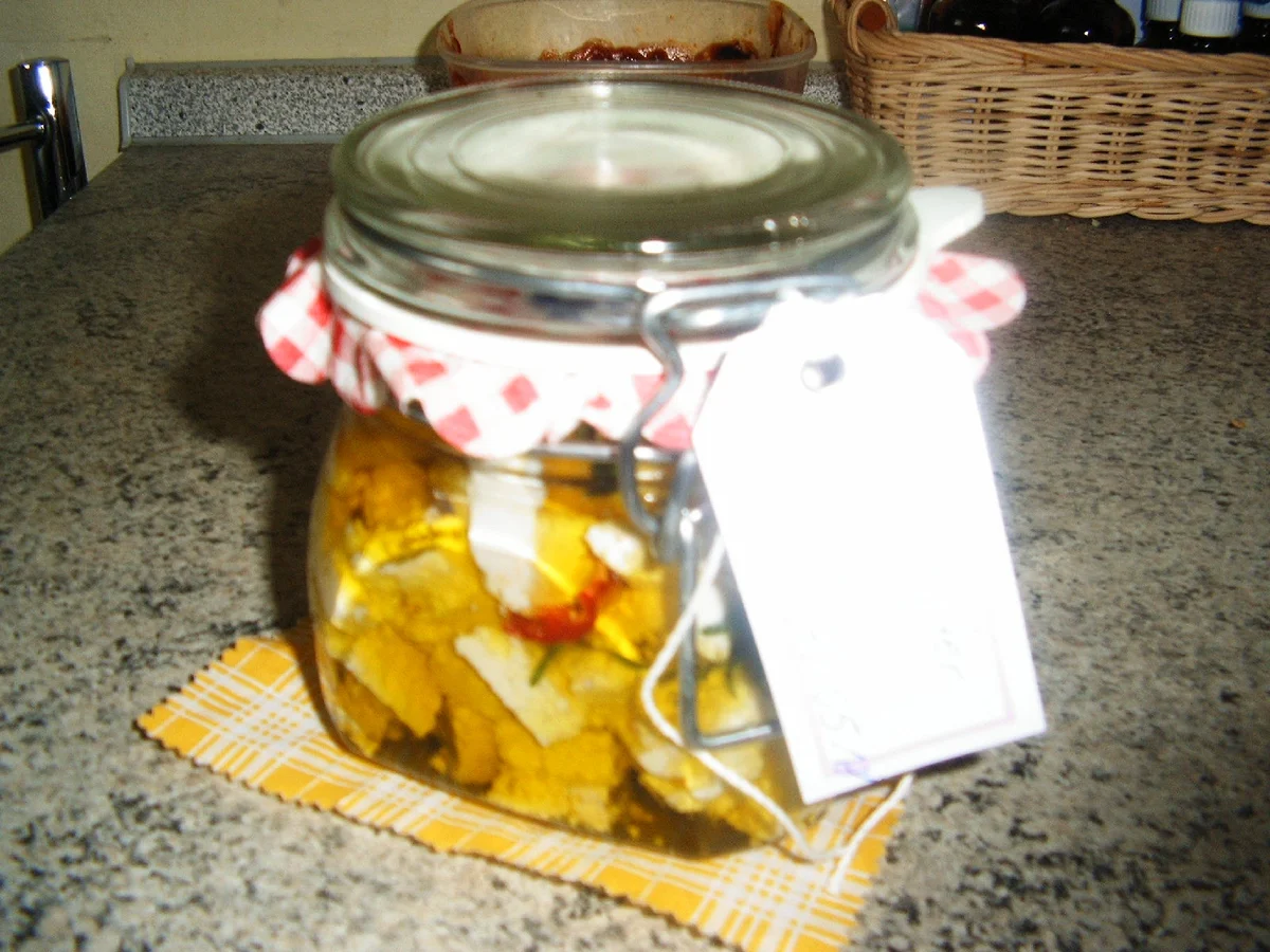 Rezept: Eingelegter Käse Bild Nr. 5836 Eingelegter Käse - Rezept - Bild Nr. 5836