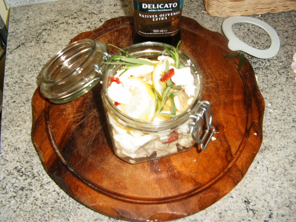 Rezept: Eingelegter Käse Bild Nr. 5839 Eingelegter Käse - Rezept - Bild Nr. 5839