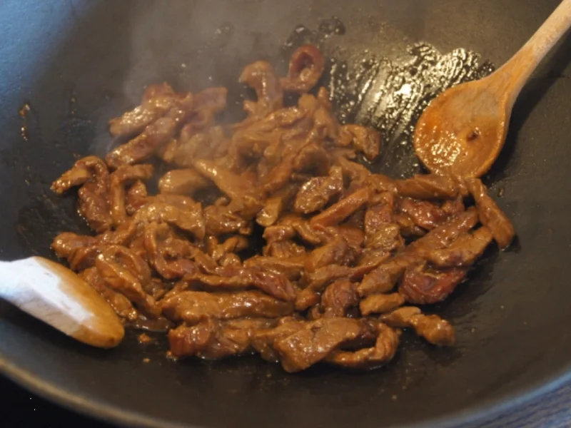 Rindfleisch mit Cashewkernen und Basmati Reis - Rezept - Bild Nr. 5844
