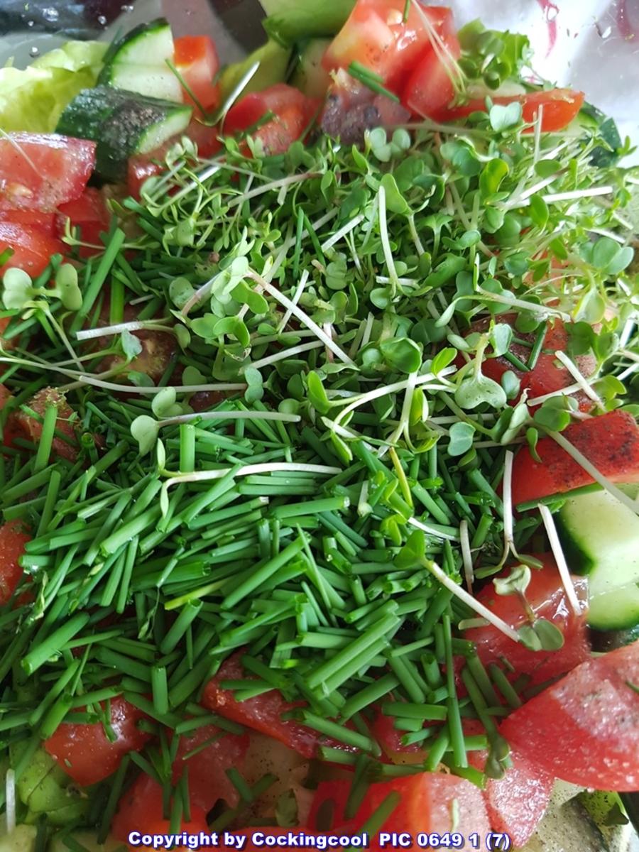 Einfach nur Salat (naja alles aus dem Garten) mit Brot - Rezept - Bild Nr. 5852