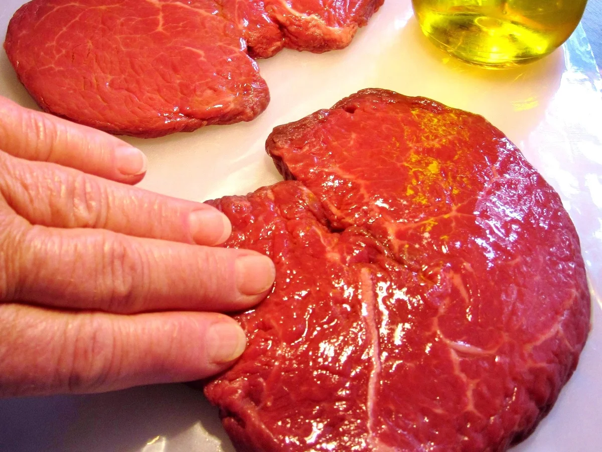 Rindersteak mit Knoblauch und Hollandaise-Spargel - Rezept - Bild Nr. 5845