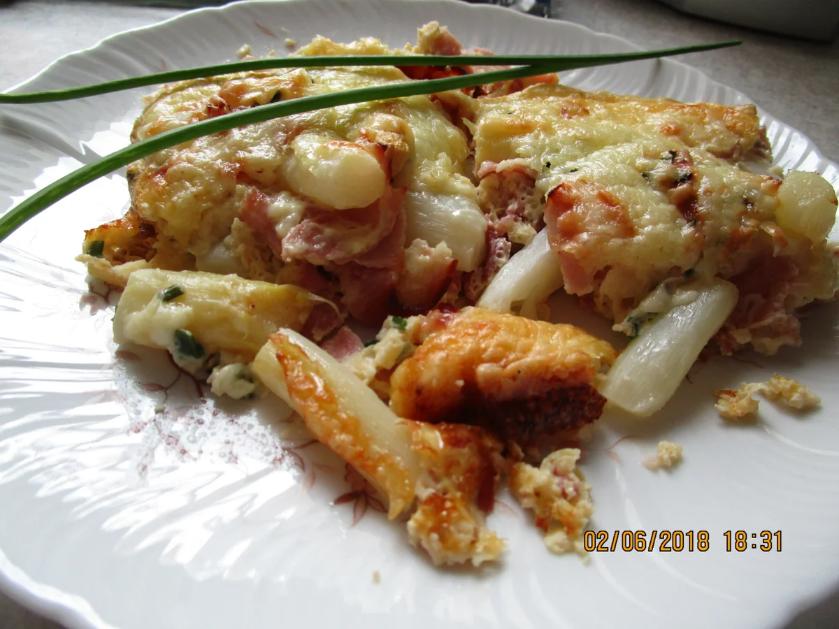 Rezept: Auflauf: Spargel mit Schinken und Käse-Sahne-Sauce Bild Nr. 5843 Auflauf: Spargel mit Schinken und Käse-Sahne-Sauce - Rezept - Bild Nr. 5843