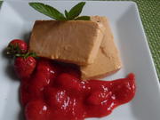Aprikosen-Parfait mit "Schwipps" und Erdbeer-Soße - Rezept - Bild Nr. 5845