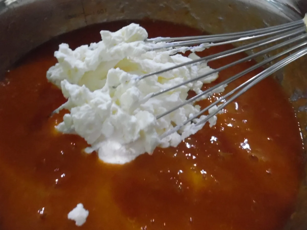 Rezept: Aprikosen-Parfait mit "Schwipps" und Erdbeer-Soße Bild Nr. 5850 Aprikosen-Parfait mit "Schwipps" und Erdbeer-Soße - Rezept - Bild Nr. 5850