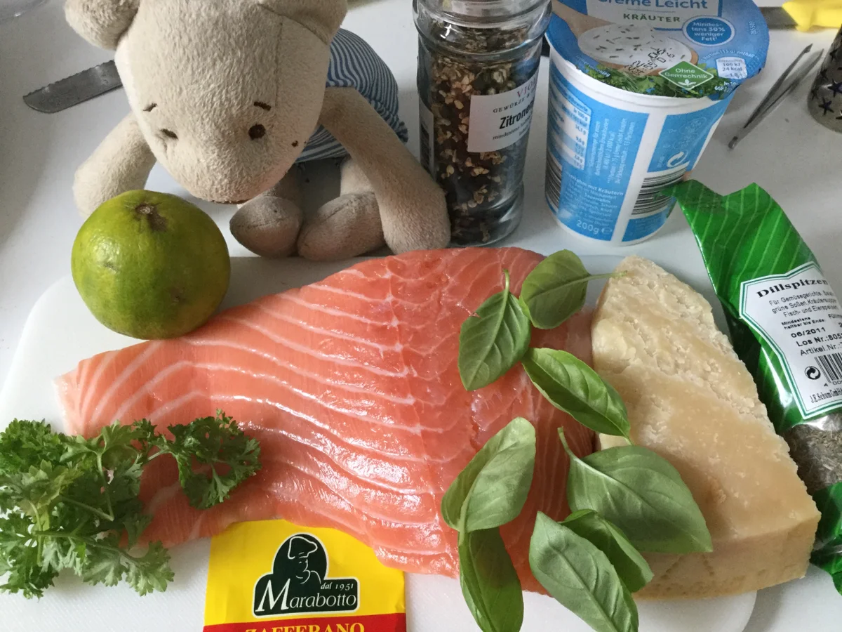 Lachs im Backofen mit Kräuter-Creme-Fraiche und grünem Spargel - Rezept - Bild Nr. 5847