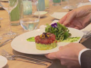 Avocado-Mango Salat mit Thunfischtatar asiatisch und Wildkräutersalat - Rezept - Bild Nr. 5850
