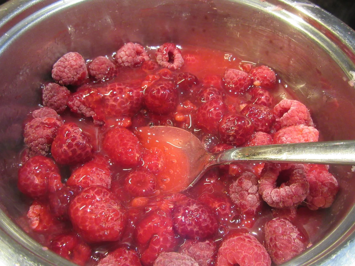 Backen: Himbeer-Schoko-Creme-Torte - Rezept - Bild Nr. 5860