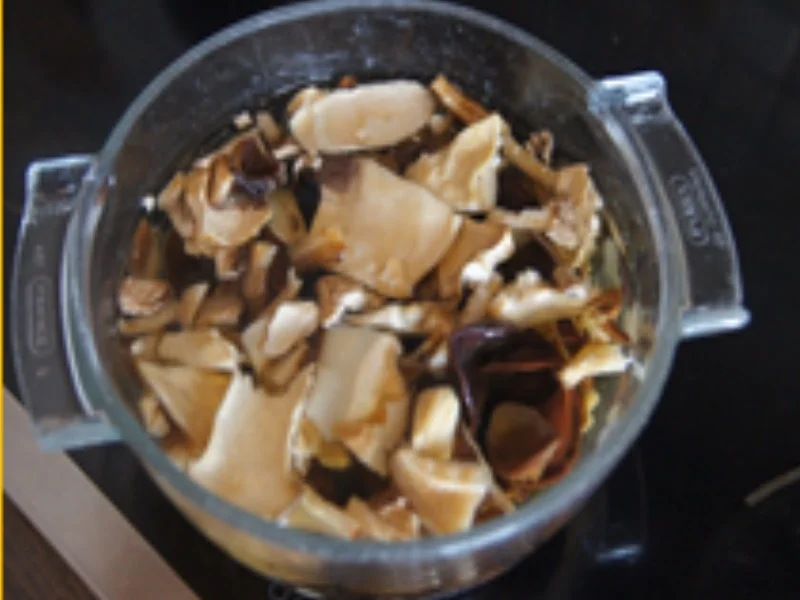 Rindfleisch mit Paprika und gelber Reis mit Erbsen - Rezept - Bild Nr. 5890