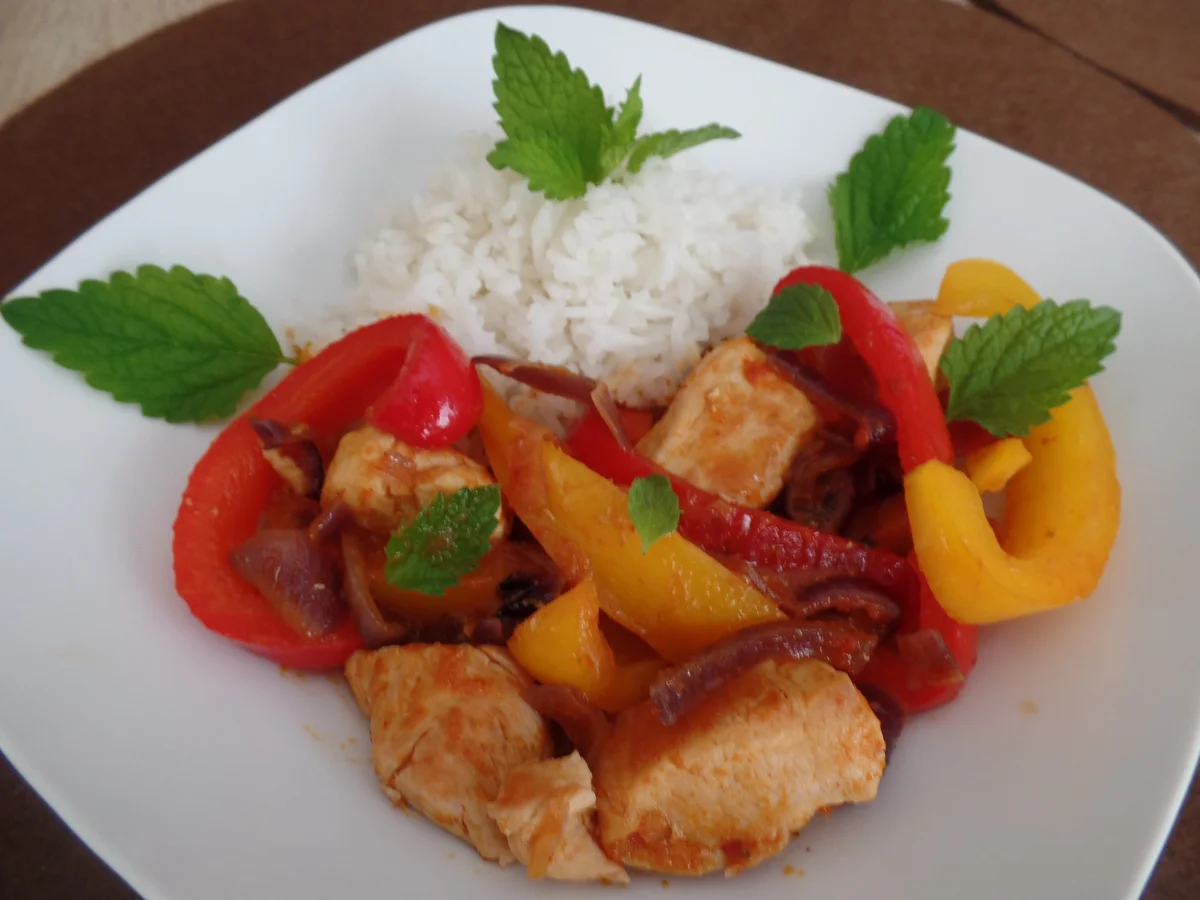 Scharfe Hähnchen -Gemüse-Pfanne mit Basmati-Reis - Rezept - Bild Nr. 5886