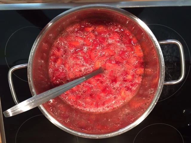 Rezept: Erdbeer Kokos Mohn Marmelade Bild Nr. 5890 Erdbeer Kokos Mohn Marmelade - Rezept - Bild Nr. 5890