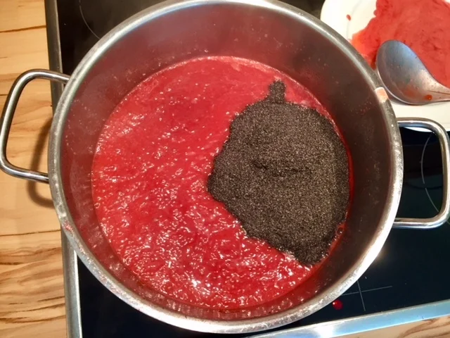 Rezept: Erdbeer Kokos Mohn Marmelade Bild Nr. 5896 Erdbeer Kokos Mohn Marmelade - Rezept - Bild Nr. 5896