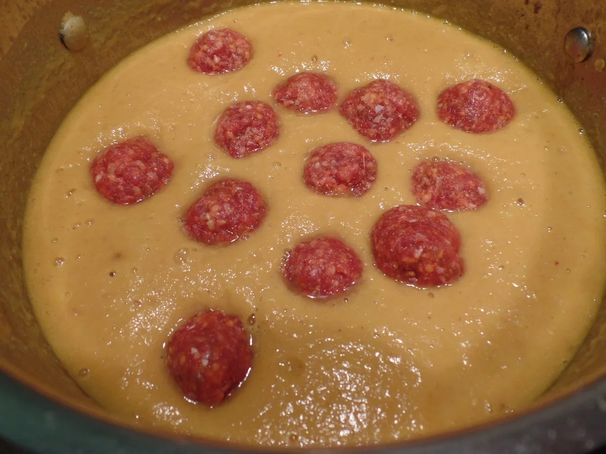 Möhren-Linsen-Suppe mit Mettbällchen - Rezept - Bild Nr. 5893