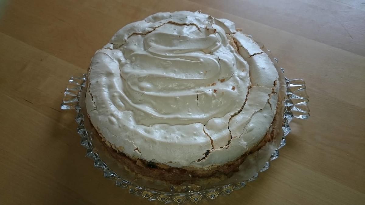 Rhabarber-Kuchen mit Baiserhaube - Rezept - Bild Nr. 5891