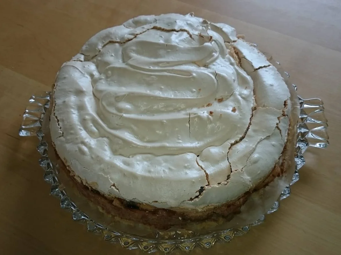Rhabarber-Kuchen mit Baiserhaube - Rezept - Bild Nr. 5891