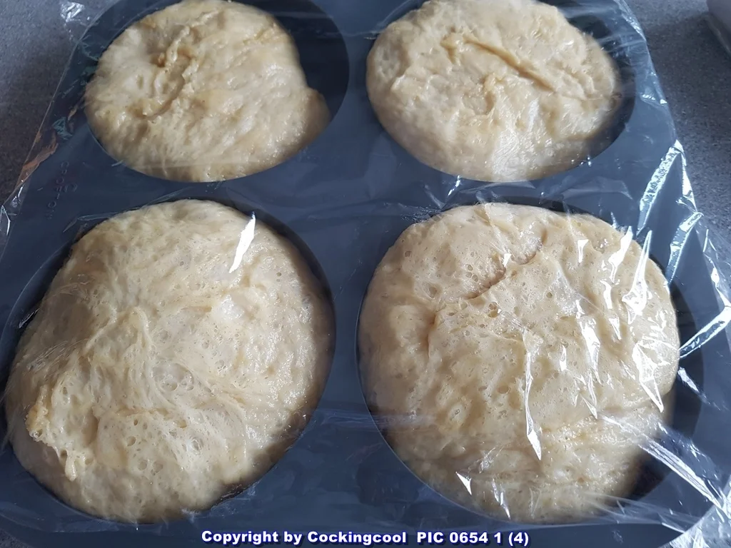 Rezept: "Milchbrötchen" so wie sie früher geschmeckt haben Bild Nr. 5889 "Milchbrötchen" so wie sie früher geschmeckt haben - Rezept - Bild Nr. 5889