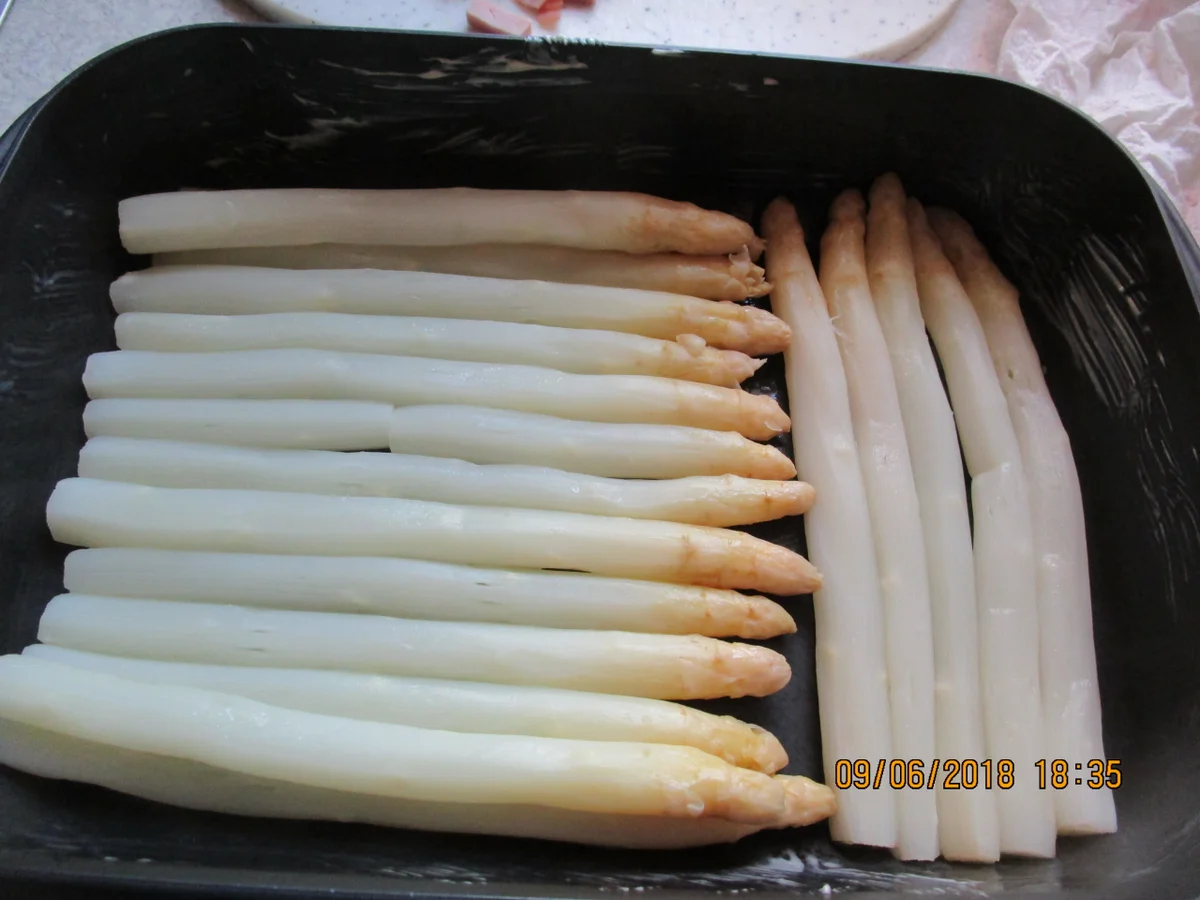 Rezept: Spargel mediterran überbacken Bild Nr. 5886 Spargel mediterran überbacken - Rezept - Bild Nr. 5886