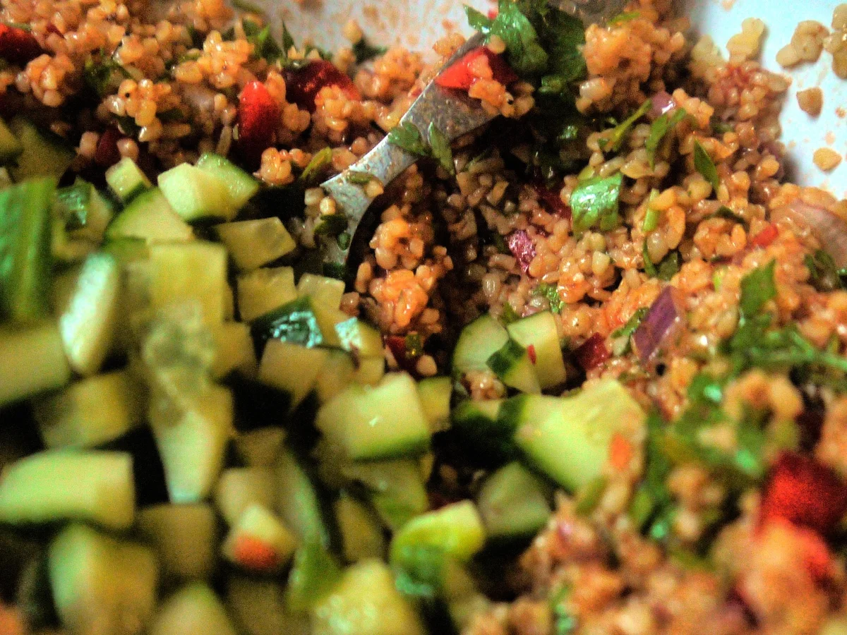Bulgursalat mit scharfem Halloumi - Rezept - Bild Nr. 5891