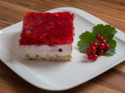 Kuchen ohne backen: Johannisbeer-Quark-Joghurt-Schnitten - Rezept - Bild Nr. 5888