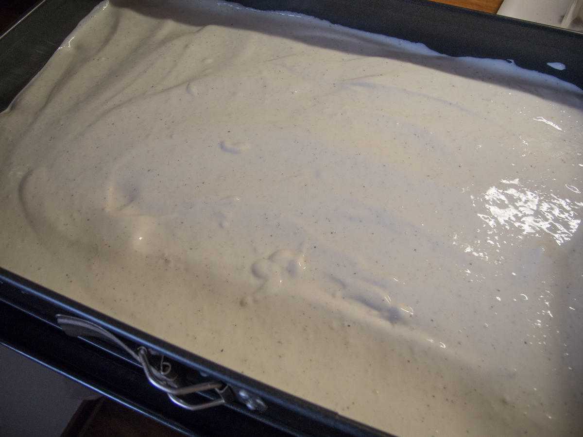 Kuchen ohne backen: Johannisbeer-Quark-Joghurt-Schnitten - Rezept - Bild Nr. 5891