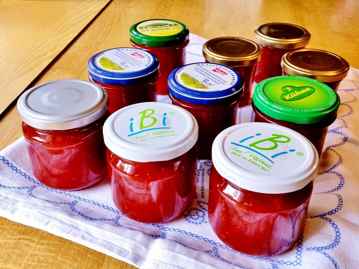 Rezept: Konfitüre von Rhabarber mit Erdbeeren und Vanille Bild Nr. 5907 Konfitüre von Rhabarber mit Erdbeeren und Vanille - Rezept - Bild Nr. 5907