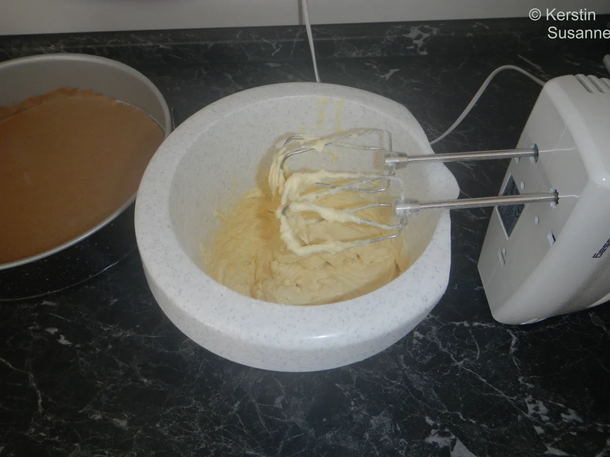 Apfelmus-Sahne-Torte - Rezept - Bild Nr. 5889