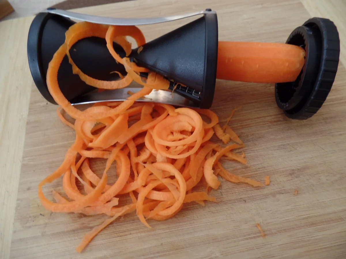 Rezept: Vollkornspaghetti und Möhrenspaghetti mit Champigons Bild Nr. 5889 Vollkornspaghetti und Möhrenspaghetti mit Champigons - Rezept - Bild Nr. 5889