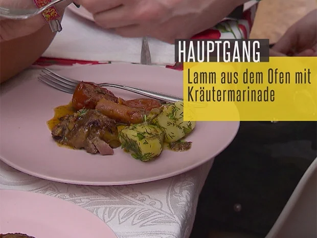 Rezept: Lammkeule geschmort mit Tomaten und jungen Mörchen Bild Nr. 5886 Lammkeule geschmort mit Tomaten und jungen Mörchen - Rezept - Bild Nr. 5886