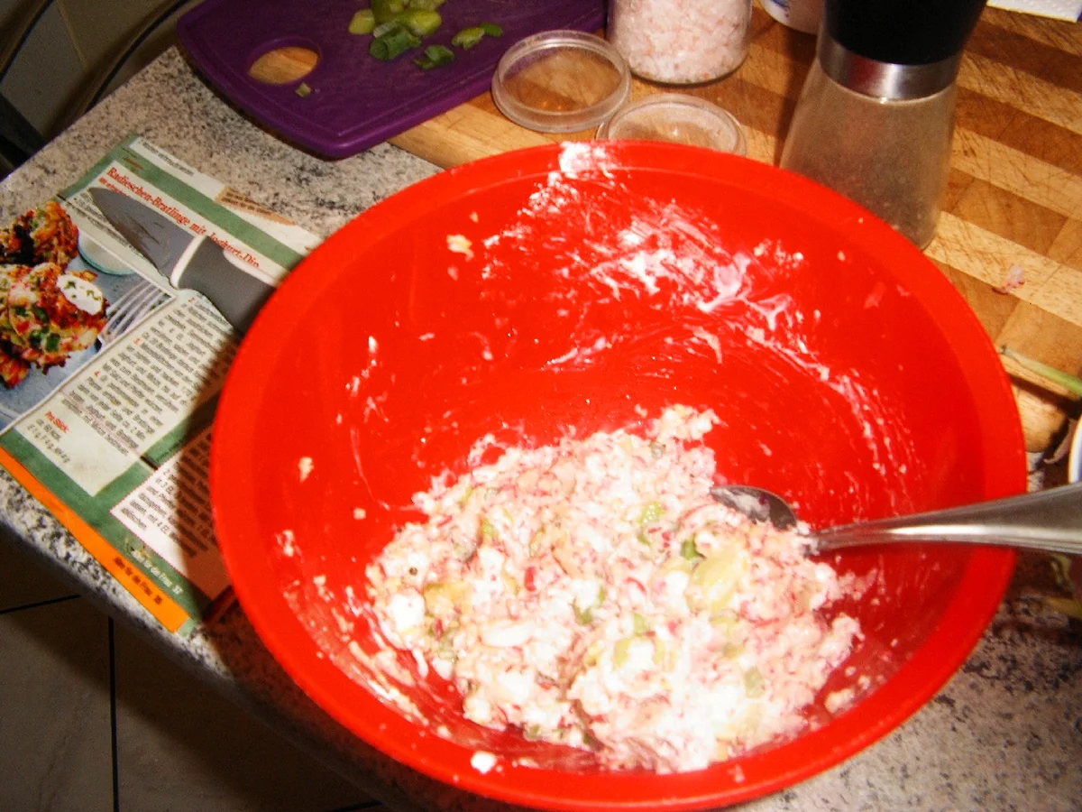 Radieschen-Bratlinge mit Dip - Rezept - Bild Nr. 5892