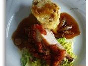 Spanferkelkarree mit Biersauce,Laugenbrezelknödel und Rahmwirsing - Rezept - Bild Nr. 5887