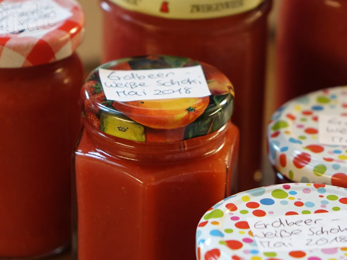 Rezept: Erdbeer-Weiße Schokolade-Marmelade Bild Nr. 5 Erdbeer-Weiße Schokolade-Marmelade - Rezept - Bild Nr. 5