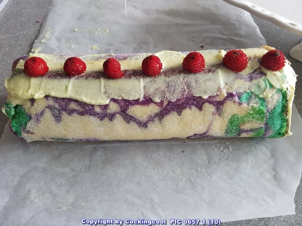 Rezept: Biskuitrolle mit "Mango Mascarpone" Füllung Bild Nr. 5897 Biskuitrolle mit "Mango Mascarpone" Füllung - Rezept - Bild Nr. 5897