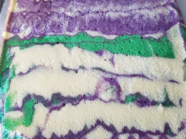 Rezept: Biskuitrolle mit "Mango Mascarpone" Füllung Bild Nr. 5898 Biskuitrolle mit "Mango Mascarpone" Füllung - Rezept - Bild Nr. 5898