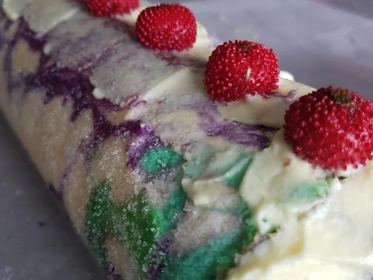 Rezept: Biskuitrolle mit "Mango Mascarpone" Füllung Bild Nr. 5899 Biskuitrolle mit "Mango Mascarpone" Füllung - Rezept - Bild Nr. 5899