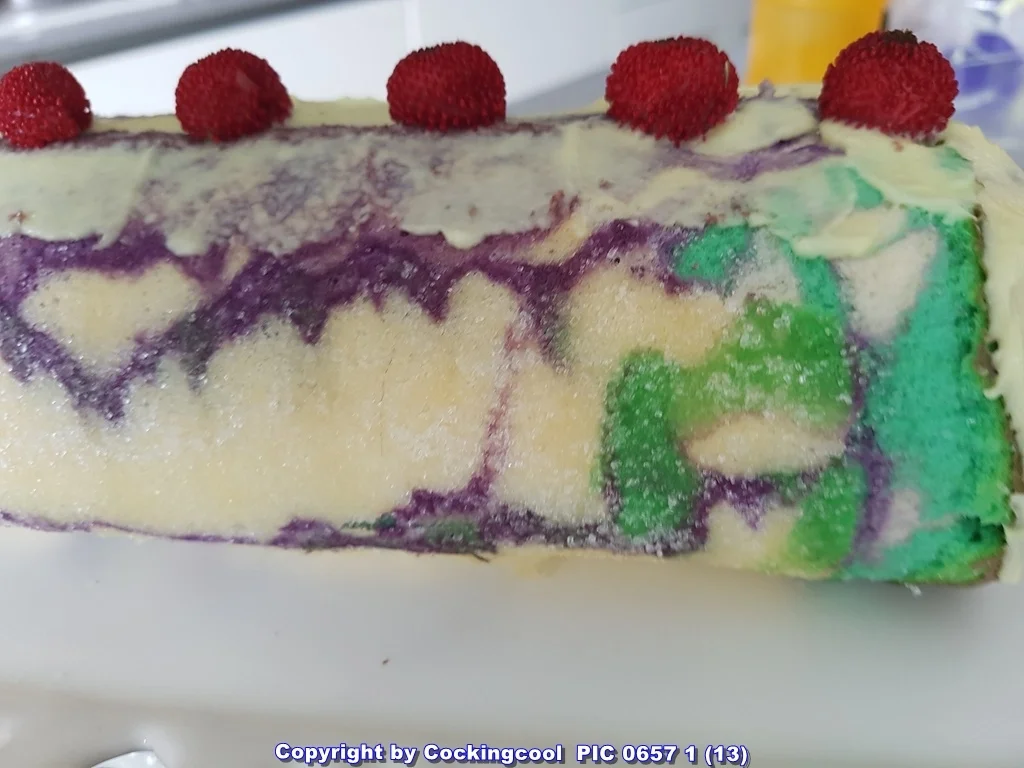 Rezept: Biskuitrolle mit "Mango Mascarpone" Füllung Bild Nr. 5900 Biskuitrolle mit "Mango Mascarpone" Füllung - Rezept - Bild Nr. 5900