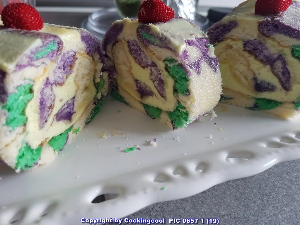 Rezept: Biskuitrolle mit "Mango Mascarpone" Füllung Bild Nr. 5902 Biskuitrolle mit "Mango Mascarpone" Füllung - Rezept - Bild Nr. 5902