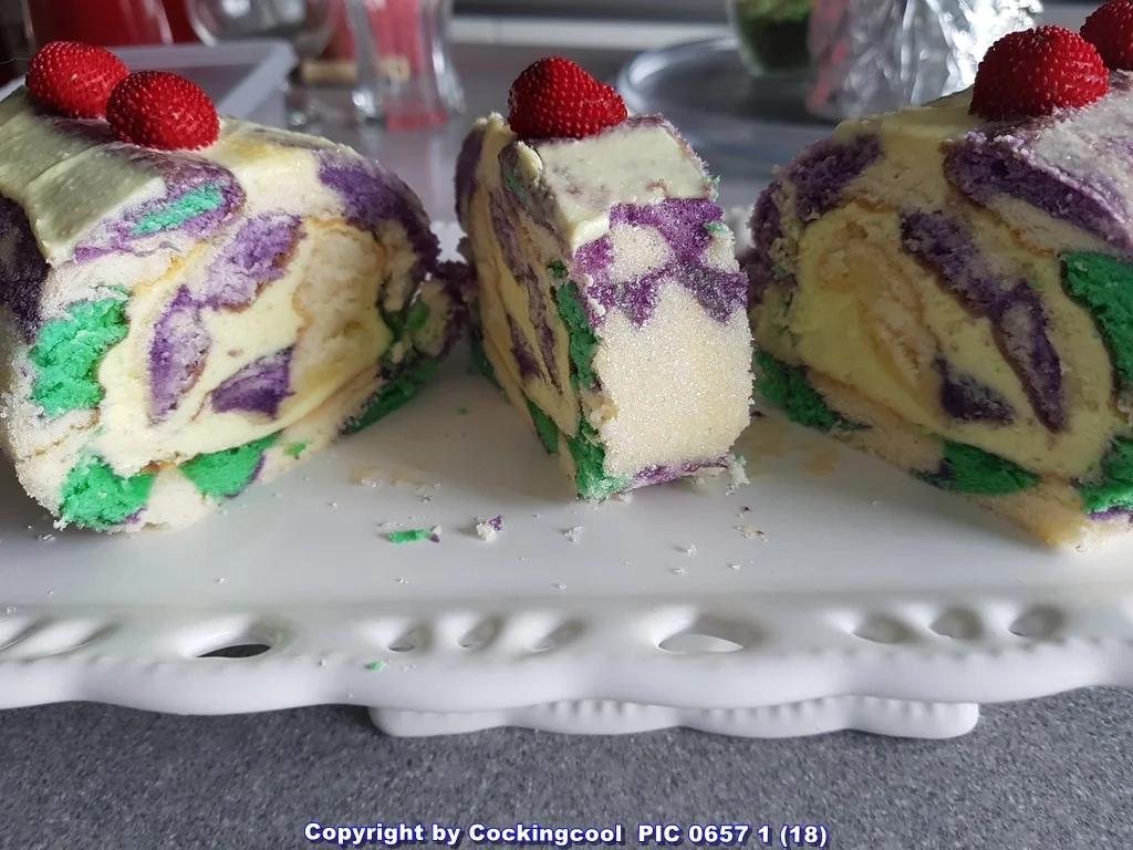 Rezept: Biskuitrolle mit "Mango Mascarpone" Füllung Bild Nr. 5904 Biskuitrolle mit "Mango Mascarpone" Füllung - Rezept - Bild Nr. 5904