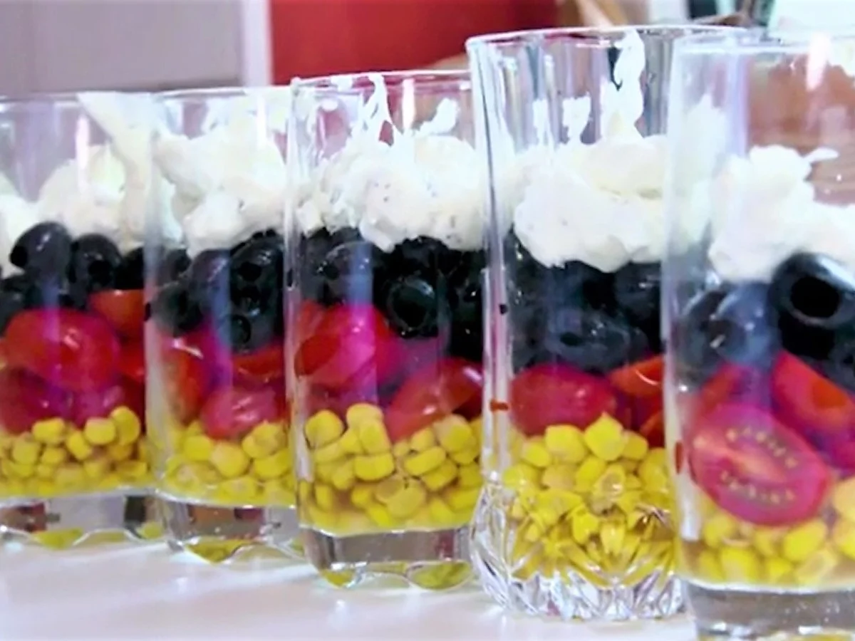 Schichtsalat in Deutschlandfarben - Rezept - Bild Nr. 2