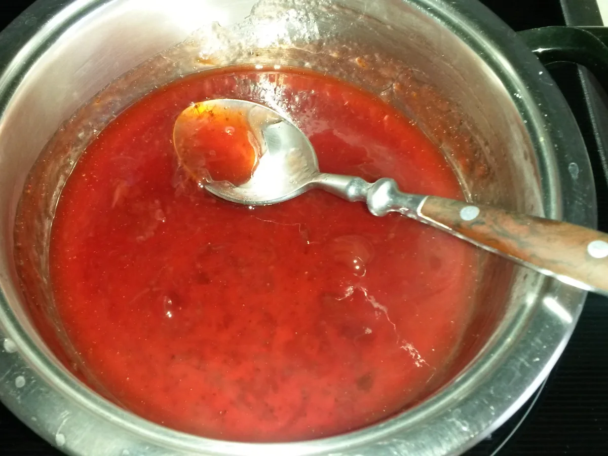 Cremeschnitten umhüllt von Blätterteig - Rezept - Bild Nr. 5936