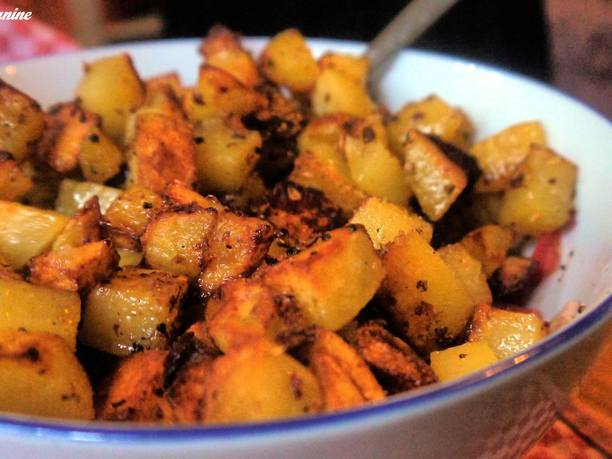 Rezept: Lauwarmer Bratkartoffel-Tomaten-Salat Bild Nr. 5943 Lauwarmer Bratkartoffel-Tomaten-Salat - Rezept - Bild Nr. 5943