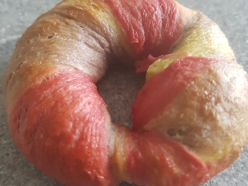 Rezept: VEGANE "Rainbow Bagel`s und das OMNI "Bagel`s Grundrezept" Bild Nr. 5961 VEGANE "Rainbow Bagel`s und das OMNI "Bagel`s Grundrezept" - Rezept - Bild Nr. 5961