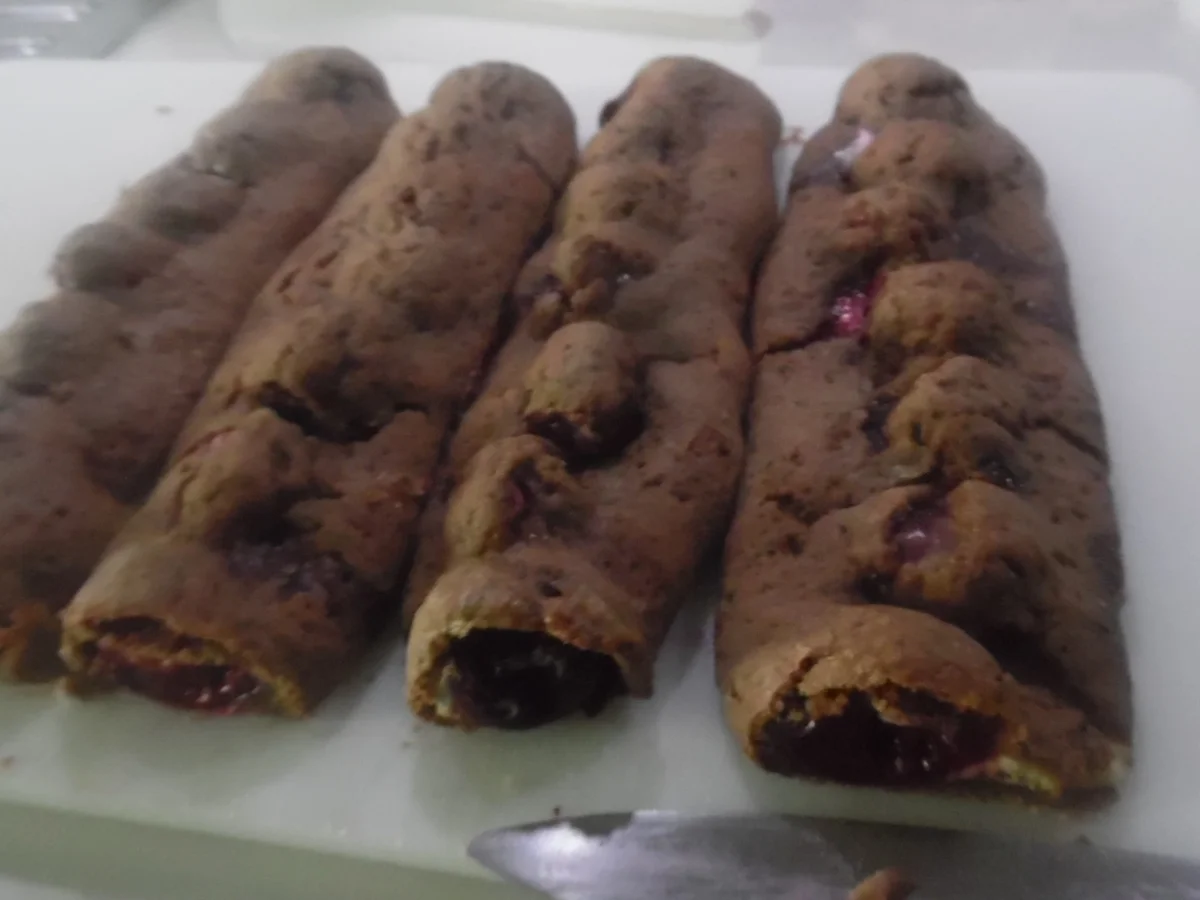 "Kirsch-Pyramide" Schwarzwälder Art - Rezept - Bild Nr. 5949