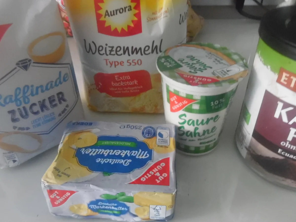 "Kirsch-Pyramide" Schwarzwälder Art - Rezept - Bild Nr. 5959