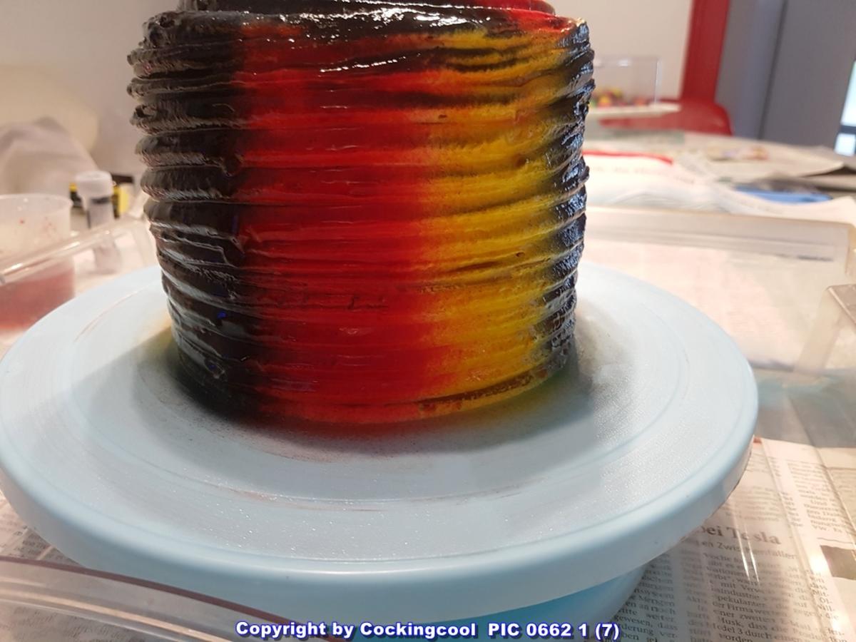 WM Torte für meinen JONI - Rezept - Bild Nr. 5963