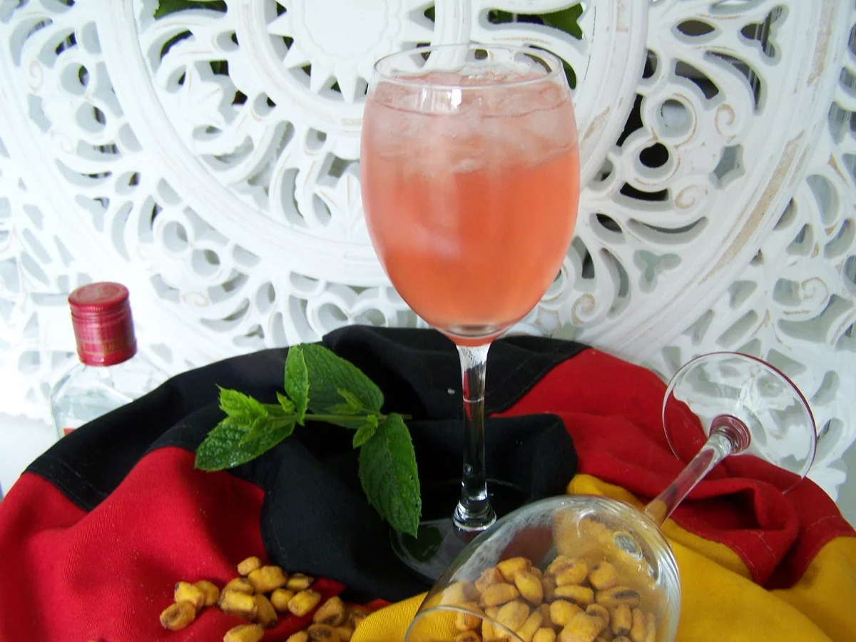 Rezept: Hoci's WM-DRINK 2018 Bild Nr. 5963 Hoci's WM-DRINK 2018 - Rezept - Bild Nr. 5963