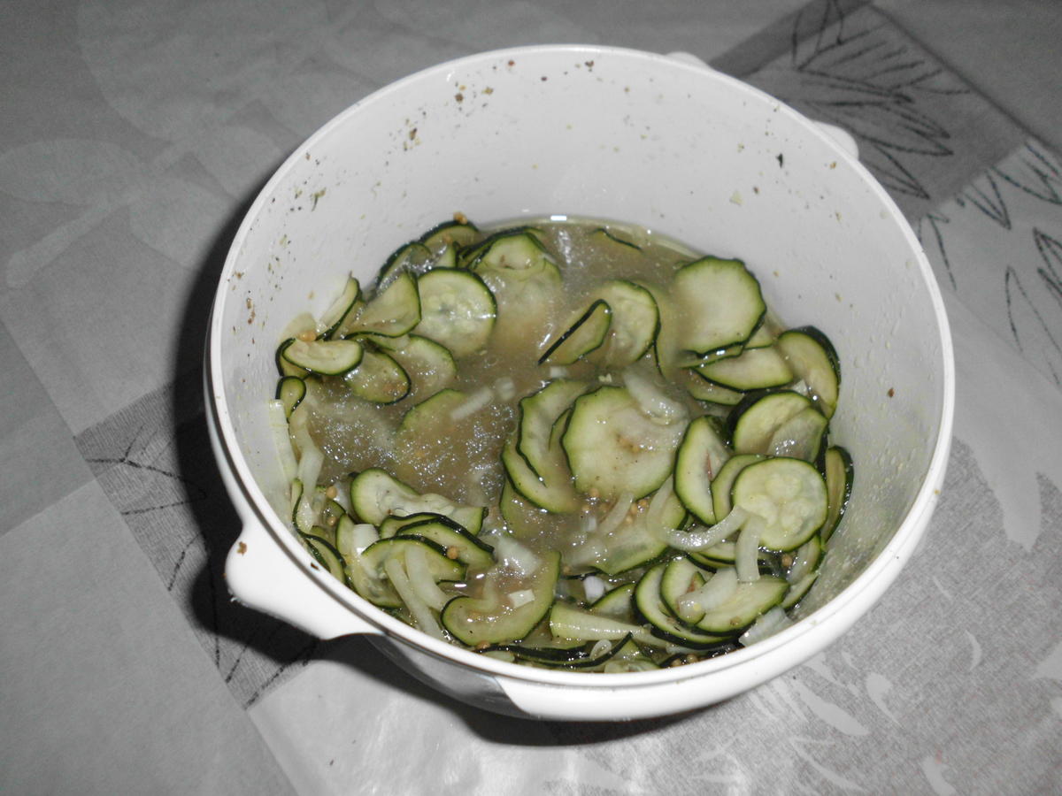 Zucchini geschüttelt - Rezept - Bild Nr. 5958