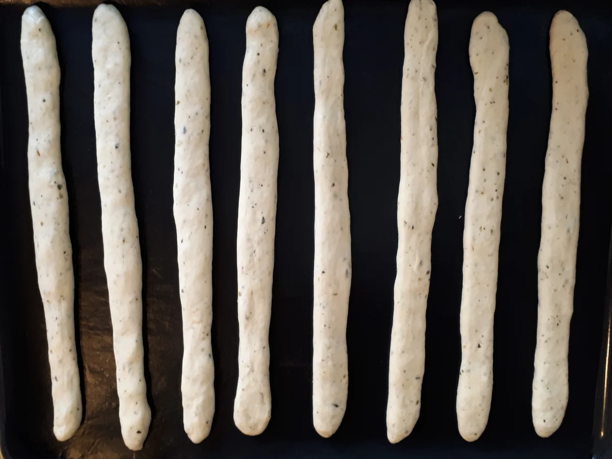 Rezept: WM-Snack: Grissini spessi mit dreierlei Dips in schwarz-rot-gold vegan Bild Nr. 5991 WM-Snack: Grissini spessi mit dreierlei Dips in schwarz-rot-gold vegan - Rezept - Bild Nr. 5991