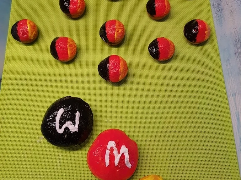 Oma Löffel`s Kid`sFood Kleingebäck = Muffins sind die neuen Fussi`s zur WM 2018 - Rezept - Bild Nr. 5981